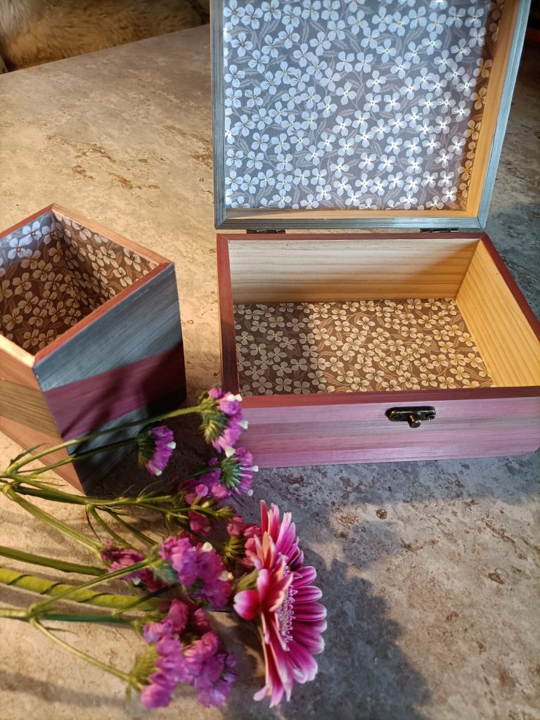 Boite marqueterie de paille